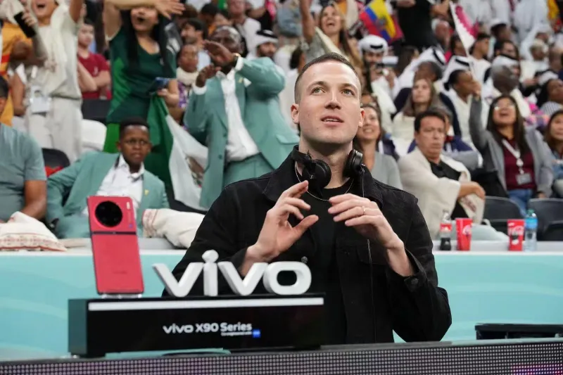 "فيفو"... الصديق الأفضل لعشاق كرة القدم