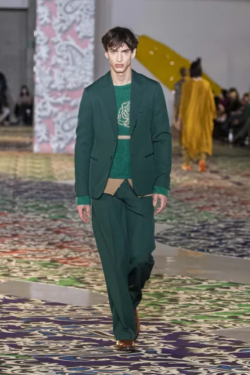 مجموعة Etro المشوقة تمزج بين المغامرة والمعرفة