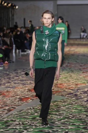 مجموعة Etro المشوقة تمزج بين المغامرة والمعرفة