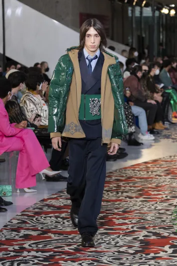 مجموعة Etro المشوقة تمزج بين المغامرة والمعرفة