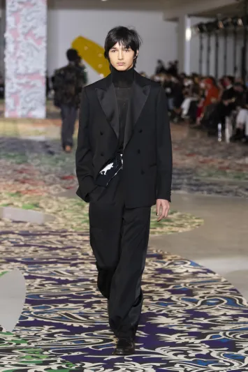 مجموعة Etro المشوقة تمزج بين المغامرة والمعرفة