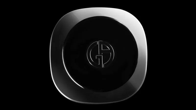 شذا عطر Armani Code الآسر ينبض بالثقة