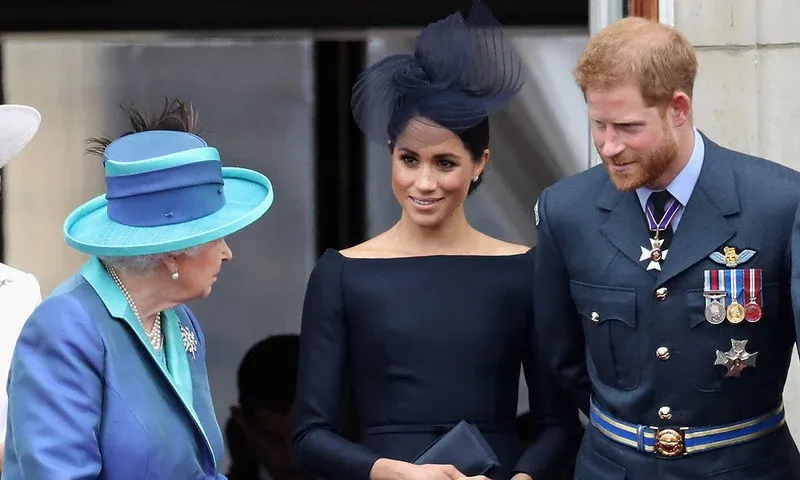 ماذا قالت الملكة إليزابيث في حوارها الأخير مع الأمير هاري؟