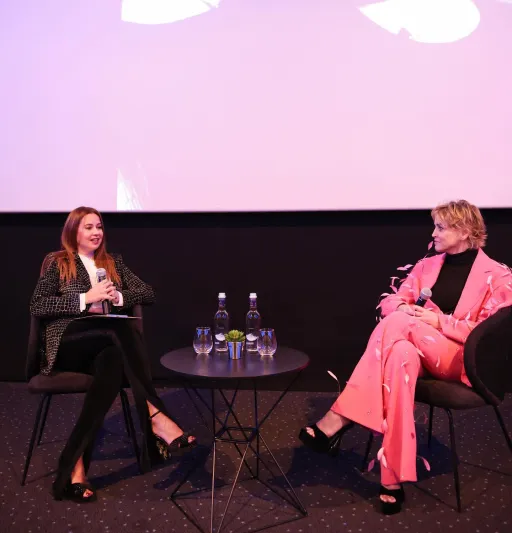 «شارون ستون» تكشف أسرارًا من حياتها بمهرجان البحر الأحمر السينمائي