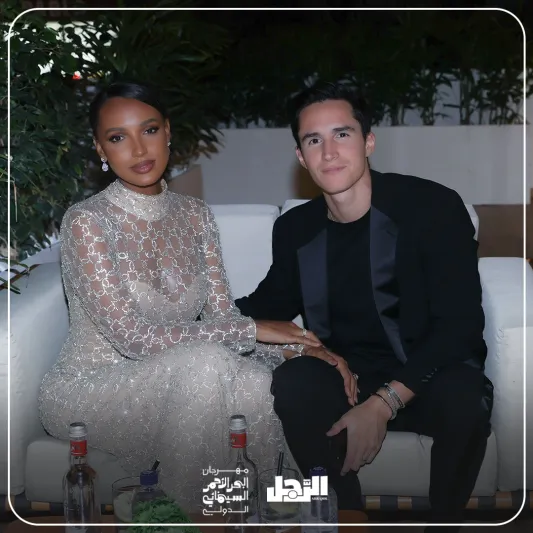 نجوم العرب والعالم يتألقون بإطلالات باهرة بمهرجان البحر الأحمر السينمائي