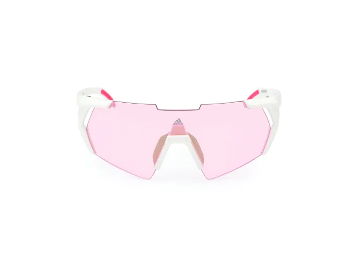 نظارات Adidas أكثر من مجرّد إكسسوار 