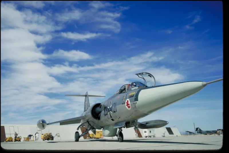 كيف تبدو الطائرة فائقة السرعة «إف-104 ستار فايتر»؟