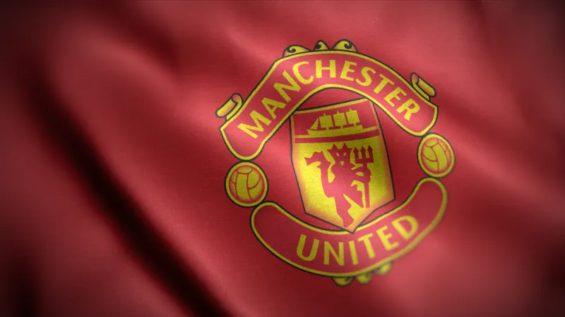 عائلة جليزر في محادثات مع مستثمرين سعوديين وقطريين لشراء مانشستر يونايتد