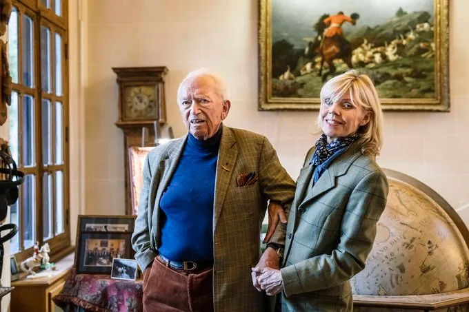 «ألزهايمر» يُسبب معركة قضائية بين نجل أشهر صانع عطور فرنسي وصديقته