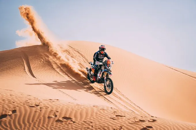 مع بداية المرحلة الـ 12.. «ناصر العطية» يتصدر رالي داكار السعودية