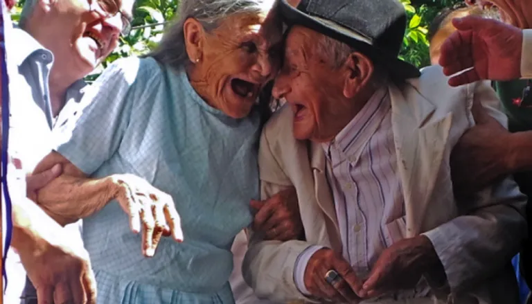 أسرار «بيرداسدفوجو».. ما لا يُعرف عن «قرية المُعمرين» في إيطاليا