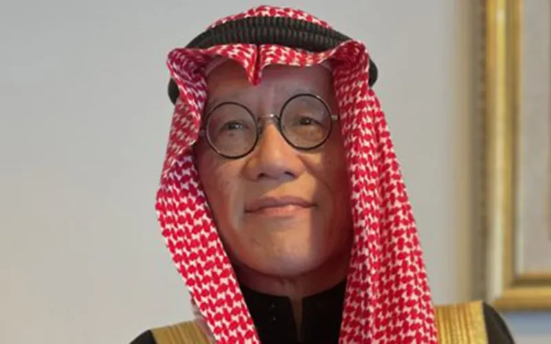 باللغة العربية والزي السعودي.. السفير الياباني يهنئ المملكة بالعام الجديد (فيديو)