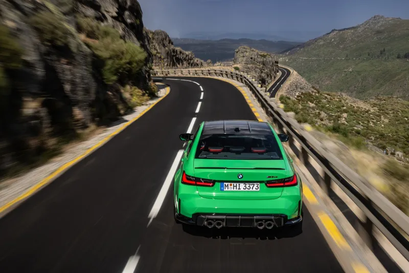 تعرف على سيارة بي إم دبليو «إم 3 سي أس» الجديدة (فيديو)