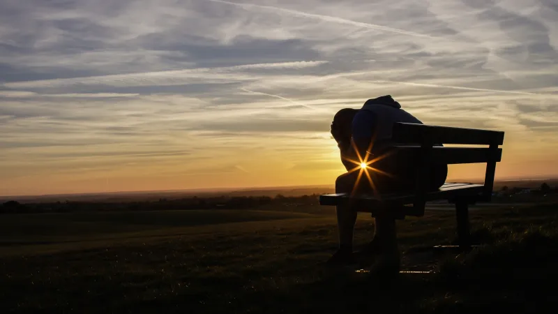 «إرهاق الشتاء».. ما هي أعراض الاضطراب العاطفي الموسمي؟ 