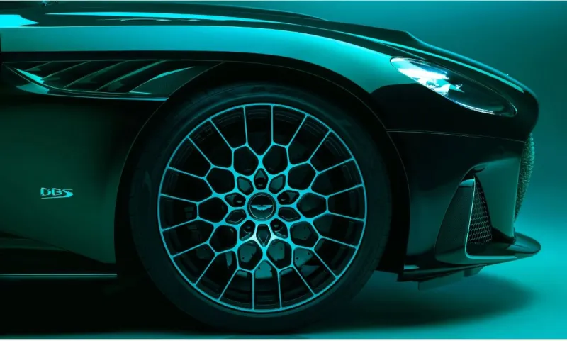 بـ 800 ألف دولار.. بيع سيارة «أستون مارتن DBS 770 Ultimate» في مزاد خيري