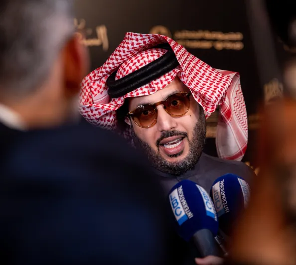 فنانو العرب يكرمون طلال مداح في ليلة صوت الأرض