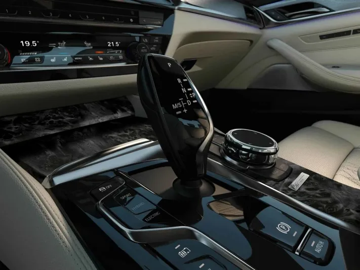 إصدار خاص من «بي إم دبليو» الفئة الخامسة في اليابان