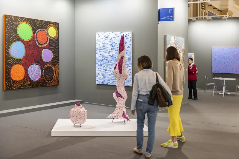 أحد معارض آرت دبي - المصدر: Art Dubai آرت دبي.. بوابة الإنسانية نحو عالم الفنون