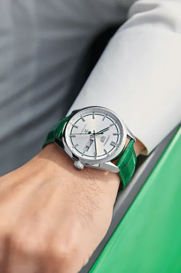 احتفالاً بيوم التأسيس السعودي.. تاغ هوير تطلق نسخة حصرية من ساعات كاريرا