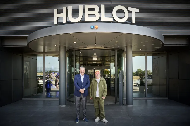 هل تكون "الساعة الشمسية" إبداعًا جديدًا بعد تعاون "هوبلو" ودانيال أرشام؟