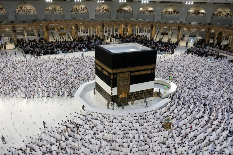 السعودية تسمح باستخراج تأشيرة السياحة وأداء العمرة لكل المقيمين بدول الخليج