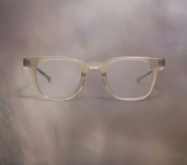 للأناقة والتميز.. عزّز سحر إطلالتك بنظارات بتوقيع Maison Margiela وGentle Monster