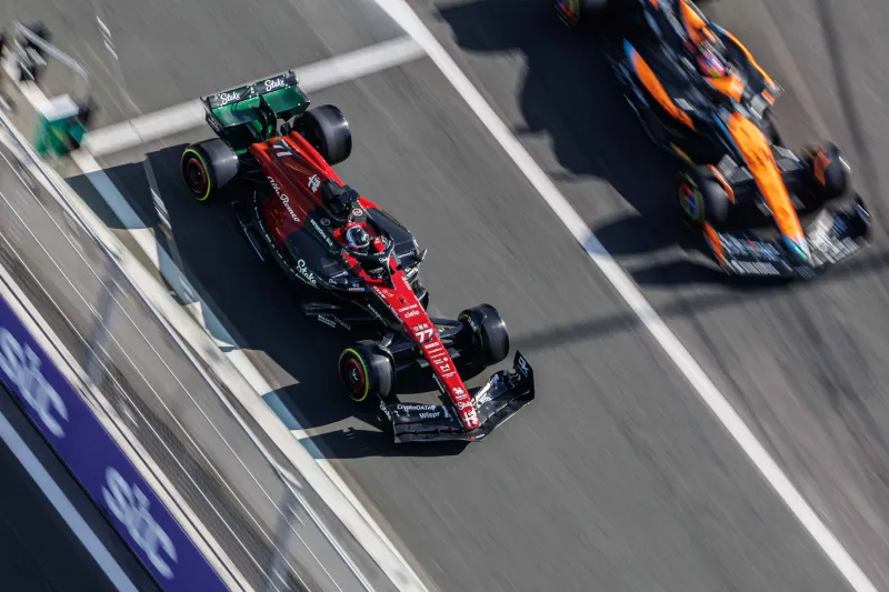 انطلاق جائزة «السعودية للفورمولا 1» على حلبة كورنيش جدة