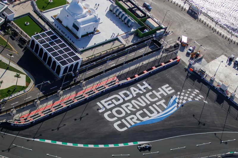 انطلاق جائزة «السعودية للفورمولا 1» على حلبة كورنيش جدة