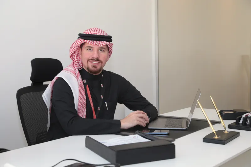 رجل الأعمال حمزة ناصر - المصدر:الرجل رجل الأعمال حمزة ناصر: نهضت بعد خسارة بالملايين.. وأمي مهّدت لنجاحي