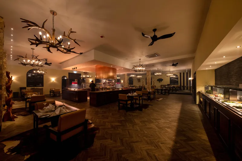 تجربة آسرة في «إميرالد زانجبار» حيث الماء والخضرة وتدليل الذات