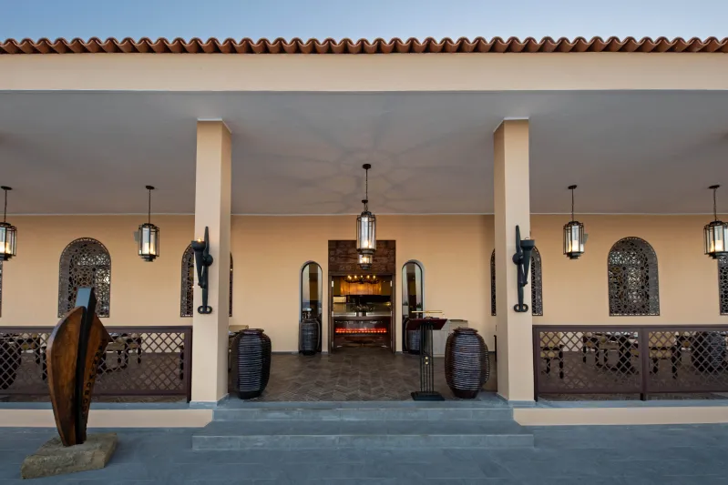 تجربة آسرة في «إميرالد زانجبار» حيث الماء والخضرة وتدليل الذات