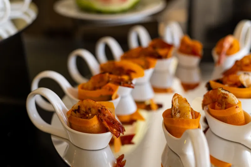 تجربة آسرة في «إميرالد زانجبار» حيث الماء والخضرة وتدليل الذات