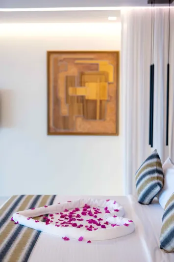 تجربة آسرة في «إميرالد زانجبار» حيث الماء والخضرة وتدليل الذات