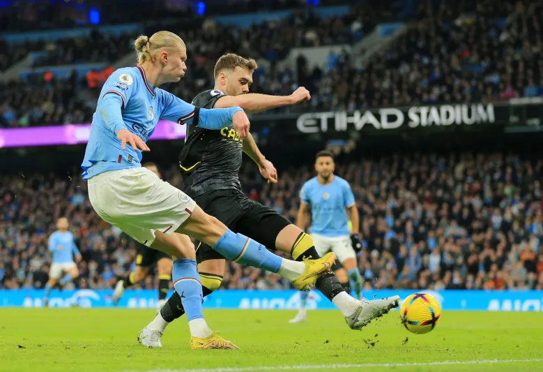 هل يحقق «إيرلينج هالاند» الحذاء الذهبي في أوروبا 2023؟