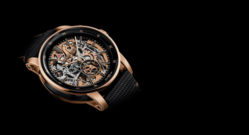 ساعات بتصاميم ساحرة وذهب وردي.. تحف فنية تُميّز أناقتك في العيد