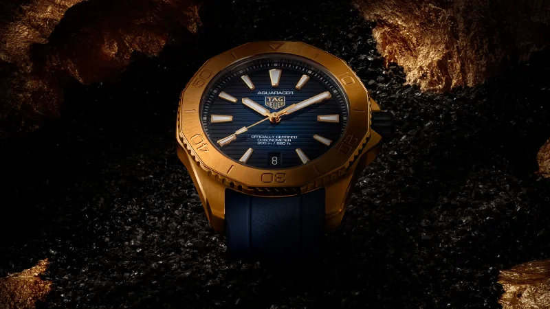 نموذج لساعة Tag Heuer Aquaracer Professional Full Gold 200 - المصدر: Tag Heuer 4 ساعات جديدة من "تاغ هوير".. الفولاذ والذهب يضمنان الصلابة والأناقة