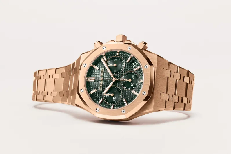 «أوديمار بيجيه» تضمن ساعاتها ضد السرقة والتلف.. إليك شروط الخدمة