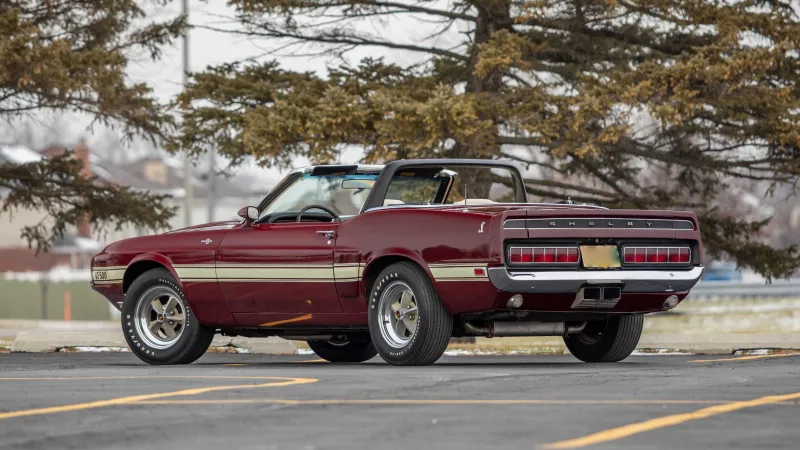 سيارة Shelby GT500 Convertible نادرة للبيع في مزاد "مايكوم"