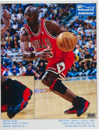 بمبلغ قياسي.. بيع حذاء مايكل جوردان في آخر مبارياته مع شيكاغو بولز