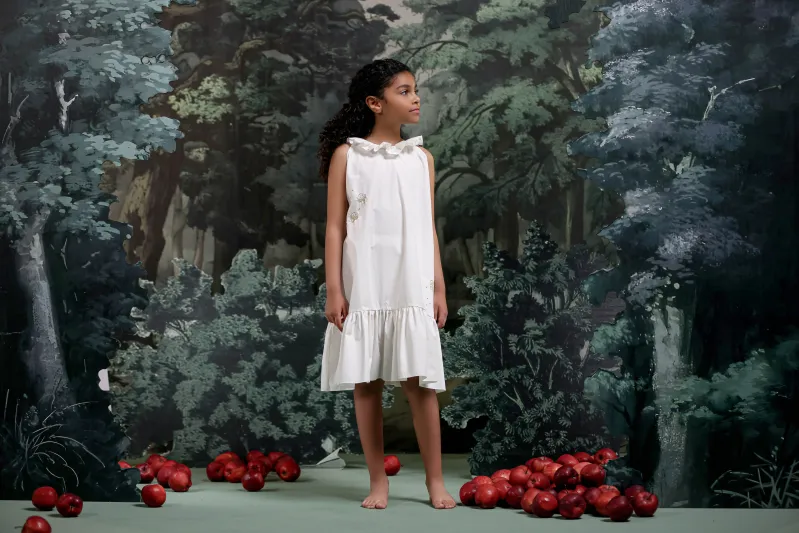 مستوحاة من «سنو وايت».. رزان العزوني تطلق أحدث مجموعاتها بالتعاون مع «ديزني»