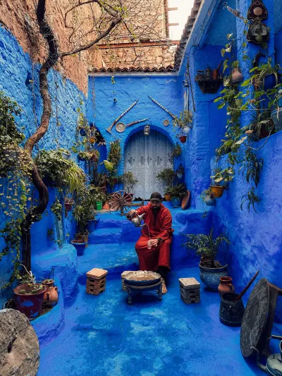 في شفشاون وعمان ومراكش.. كاميرا "آيفون 14" تلتقط منظور عبدالله الشايجي بتفاصيله الأخّاذة