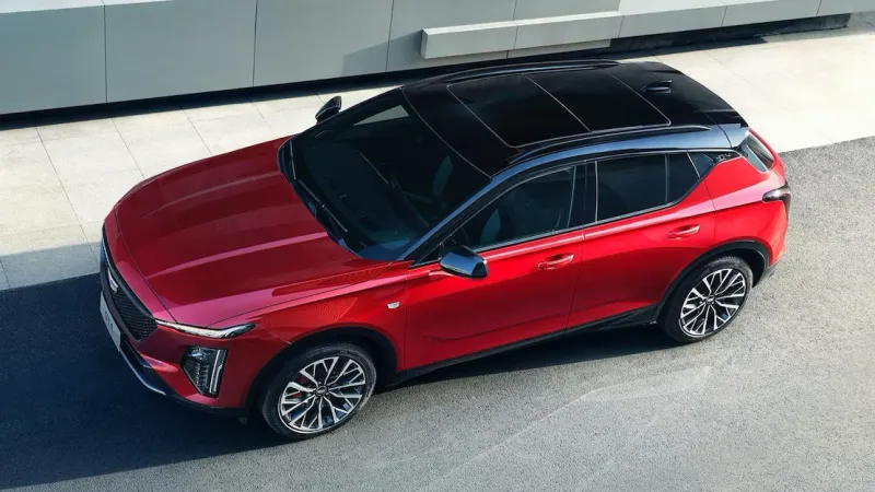 كاديلاك الأمريكية تكشف عن جيتي 4 كوبيه لأول مرة في الصين 