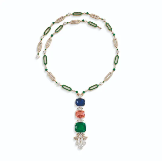 مجوهرات "هايدي هورتن" للبيع بـ150 مليون دولار (فيديو)