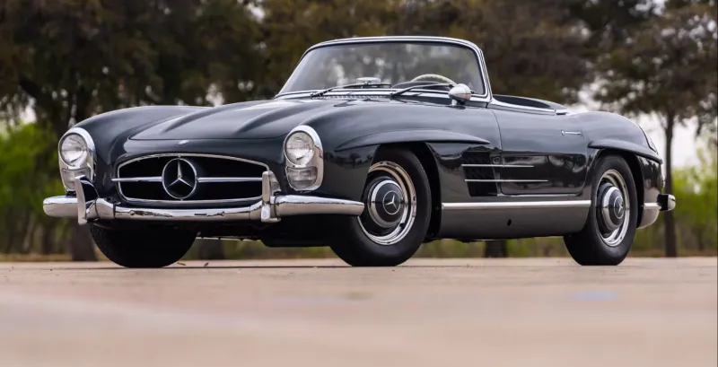 للبيع.. سيارة مرسيدس بنز 300SL Roadster موديل 1961