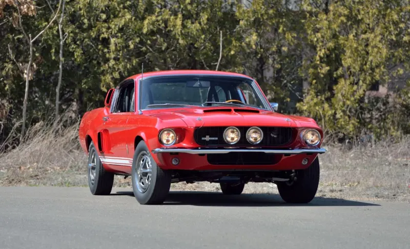 سيارة "Shelby GT350" نادرة للبيع.. هل تشتريها؟