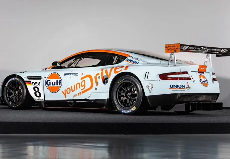 سيارة أستون مارتن DBR9 GT1 للبيع في مزاد مقابل 2.6 مليون دولار