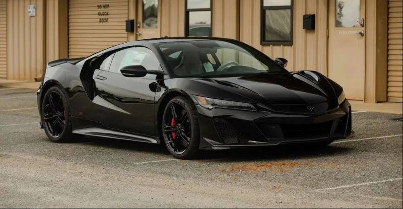 انطلقت 6 أميال فقط.. سيارة فريدة طراز "Acura NSX S" للبيع