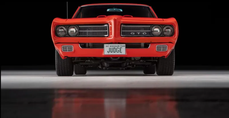 سيارة Pontiac GTO موديل 1969 للبيع في مزاد مايكوم