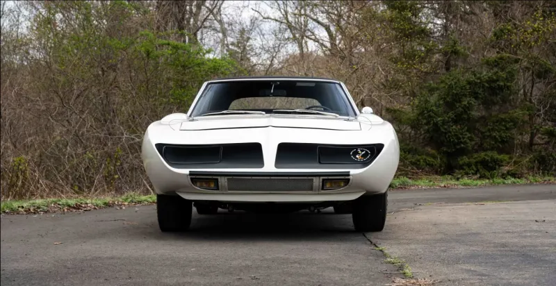 سيارة "Plymouth Hemi Superbird" فريدة للبيع بـ750 ألف دولار