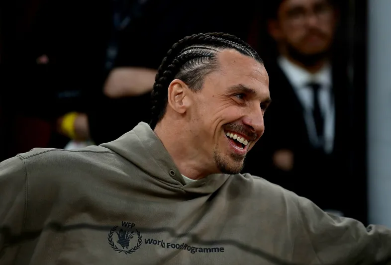 "فيراري" تُحدد من يستحق امتلاكها.. ما هي سيارة "إبراهيموفيتش" الجديدة؟